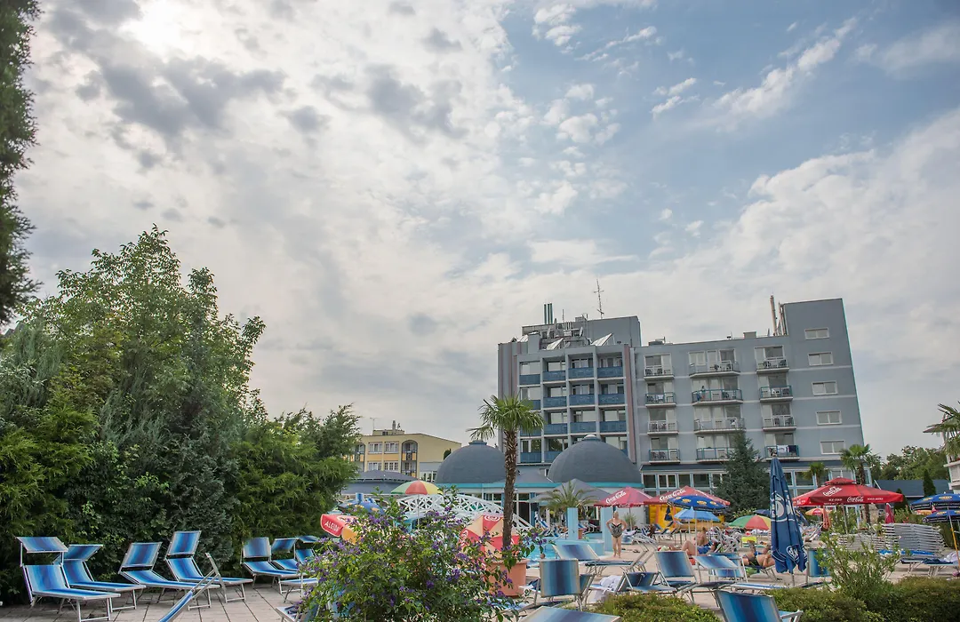 Hotel Silver-1